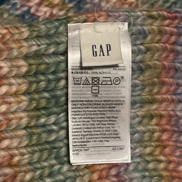 ❄️ Gap Multi-Colored Scarf, Unworn - Picture 3 of 4